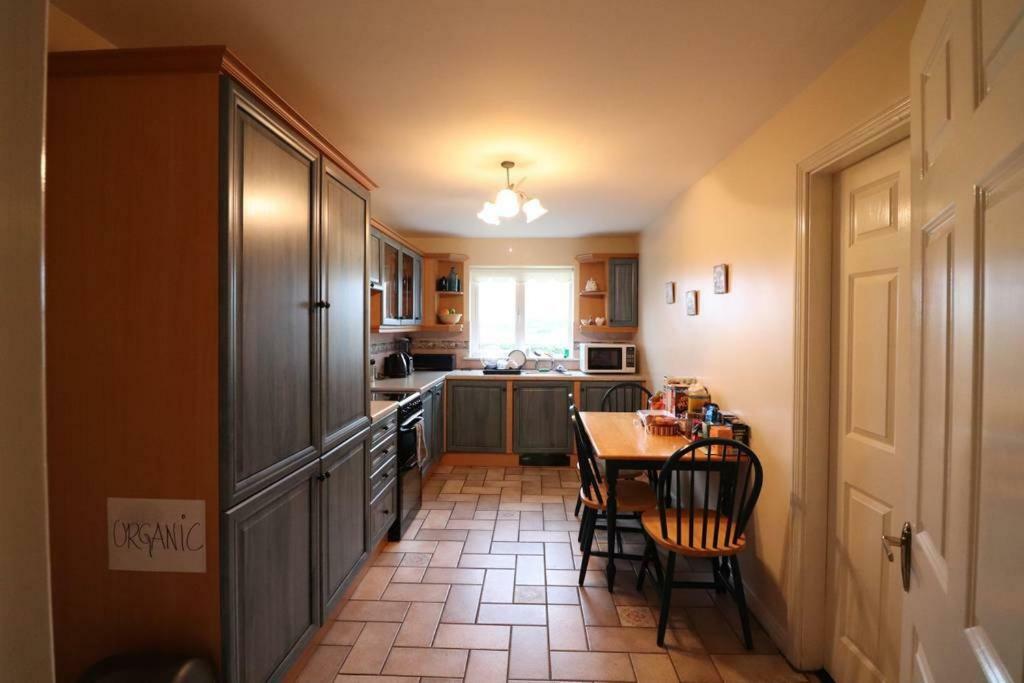 Strandhill Home, One Minute From The Beach And Pubs 外观 照片